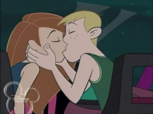Kim and Ron kissing in the finale